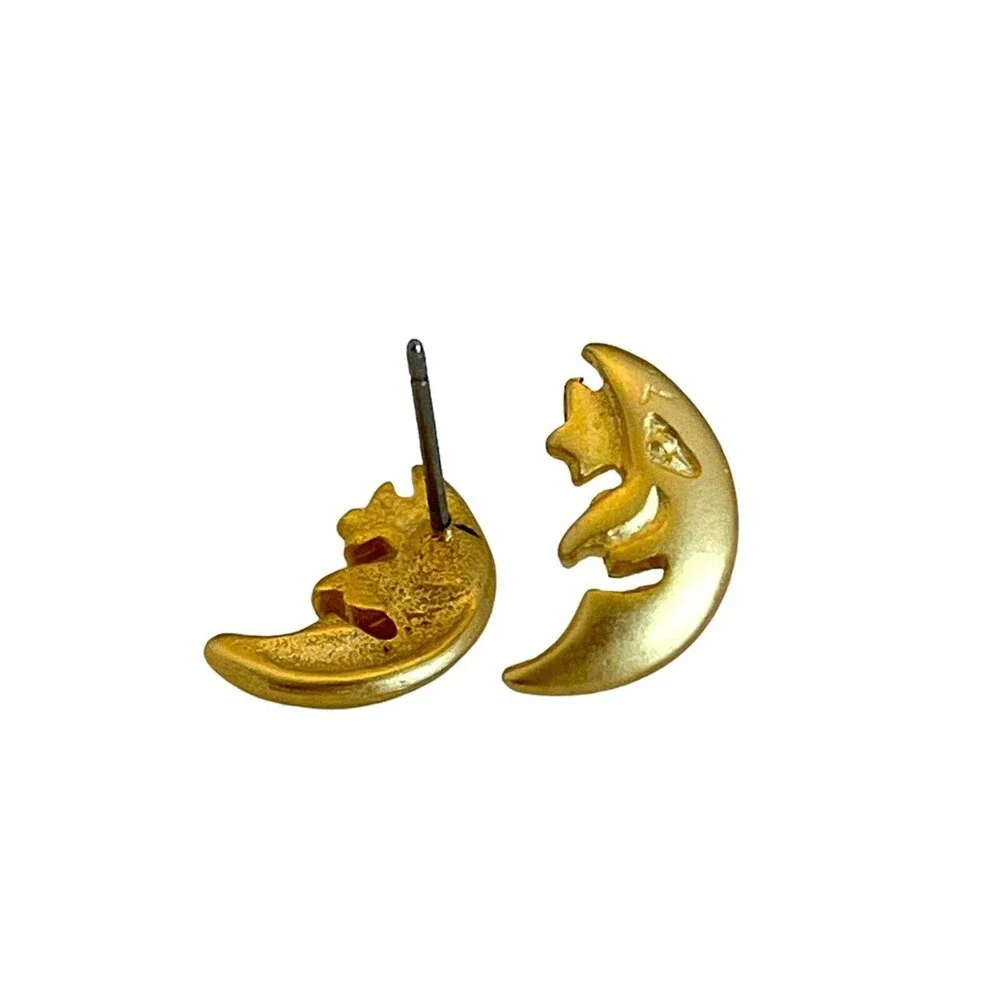 Vintage 1980s Stud Earrings Brushed Gold Tone Man in the Moon - 13U